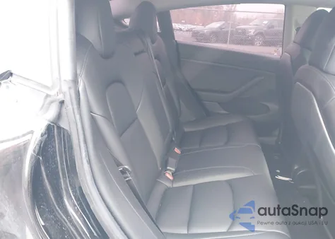 2022 Tesla Model 3 Long Range Dual Motor All-Wheel Drive z USA, uszkodzony, nr VIN 5YJ3E1EB3NF178606